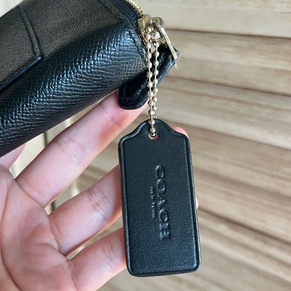 COACH Bi-fold Wallet - Picture 2 of 3